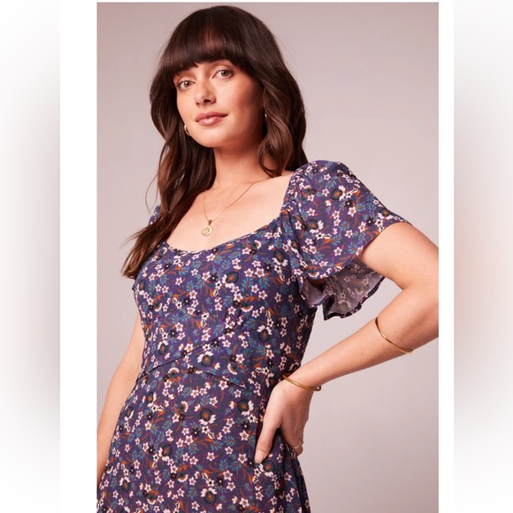 Band of the Free Coraline Purple Floral Crossover Mini Dress Size Med $78 Retail - Picture 2 of 7